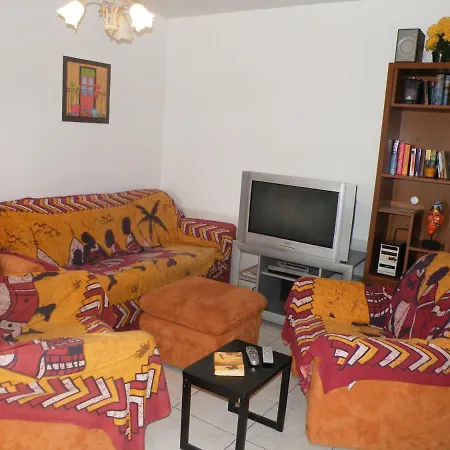 Apartment Liamone *